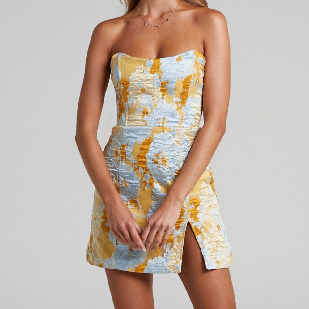 BRAILEY STRAPLESS MINI DRESS IN BLUE JACQUARD NWT